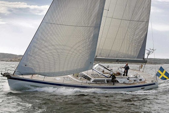 Hallberg-Rassy 64 sailing