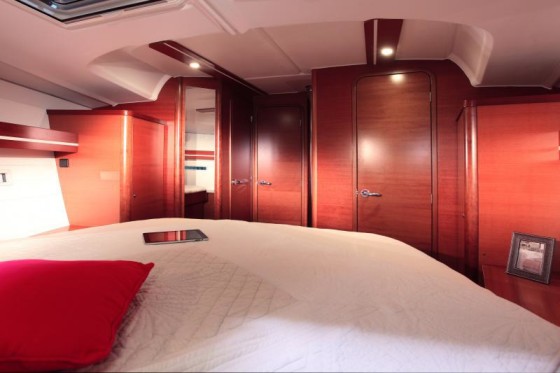 Luxurious cabin in Dufour Grand Large 450