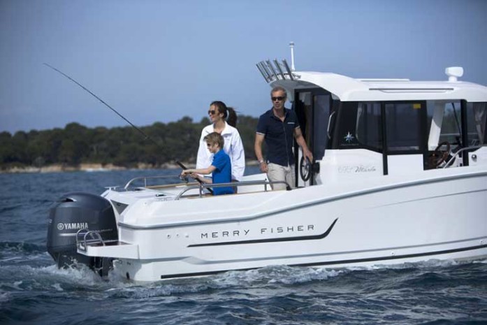 Jeanneau Powerboats - Merry Fisher 695 Marlin exterior