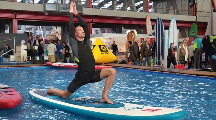 Amsterdam Boat Show - Yoga on Water