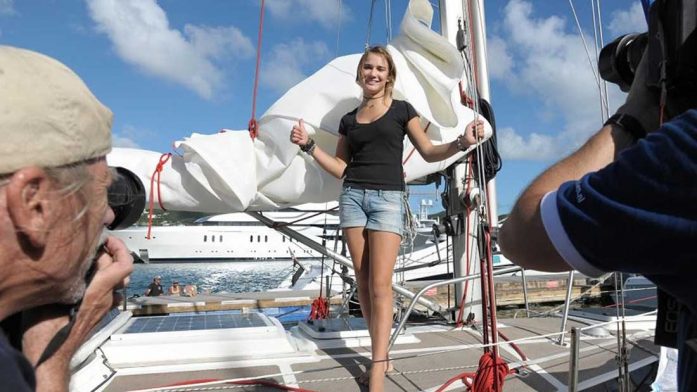 Laura Deckker's arrival in St.Maarten Island, in the Caribbeans, where she has chosen as the end of her circumnavigation